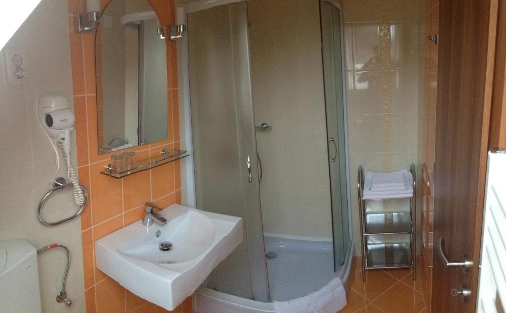 Barackvirag Vendeghaz Otel Tihany Oda fotoğraf